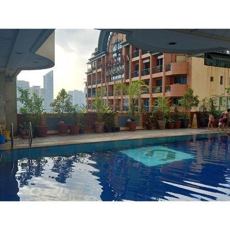 Capital O 914 Makati Palace Hotel 마카티 외부 사진