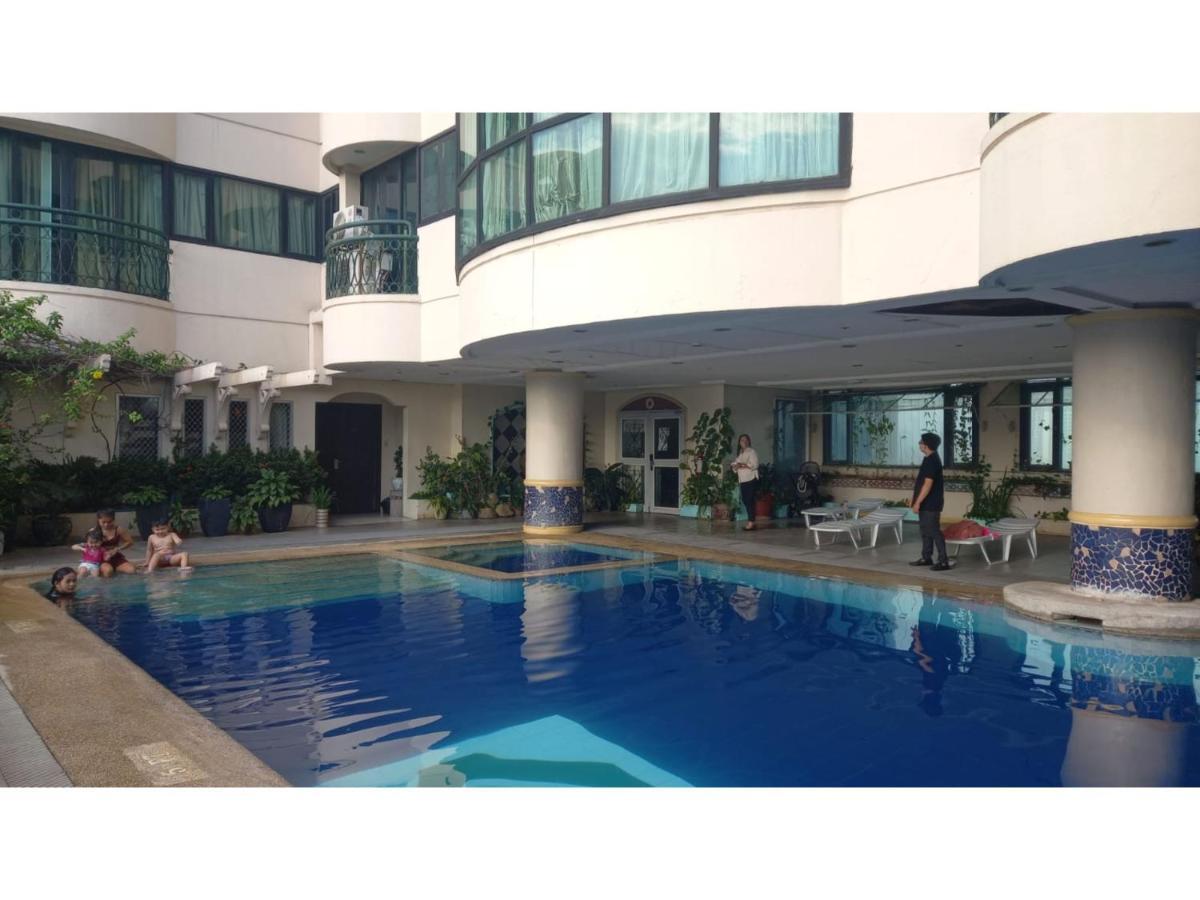 Capital O 914 Makati Palace Hotel 마카티 외부 사진