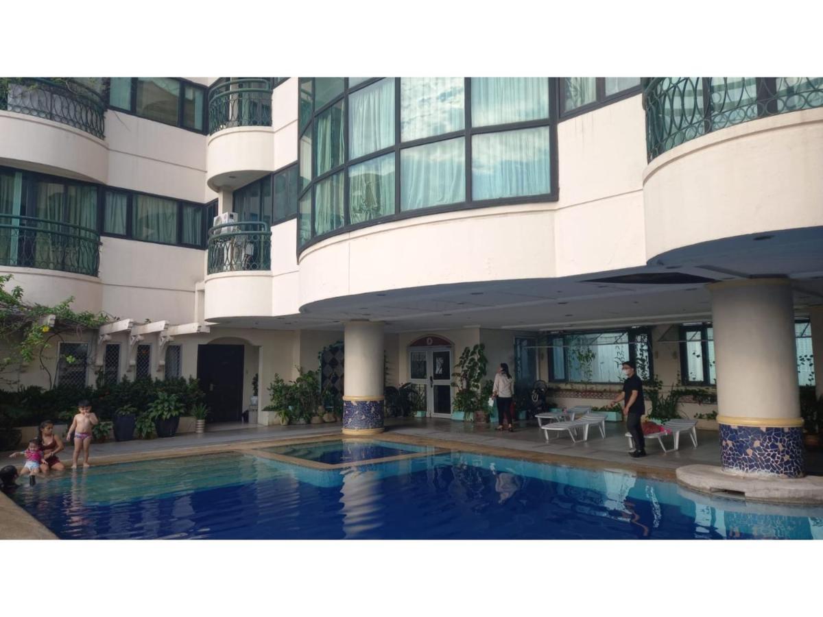 Capital O 914 Makati Palace Hotel 마카티 외부 사진